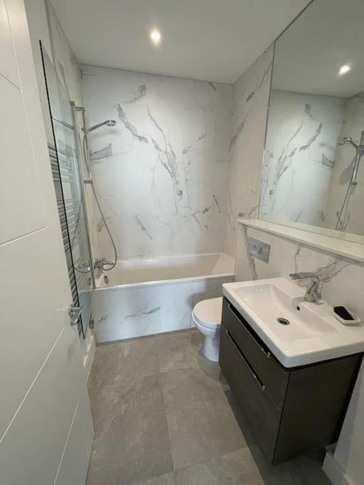 Apartament Greystones Marina View Penthouse Zewnętrze zdjęcie